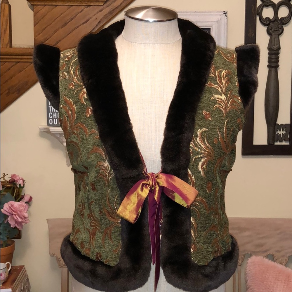 Stunning Buffalo David Bitton Tapestry Vest